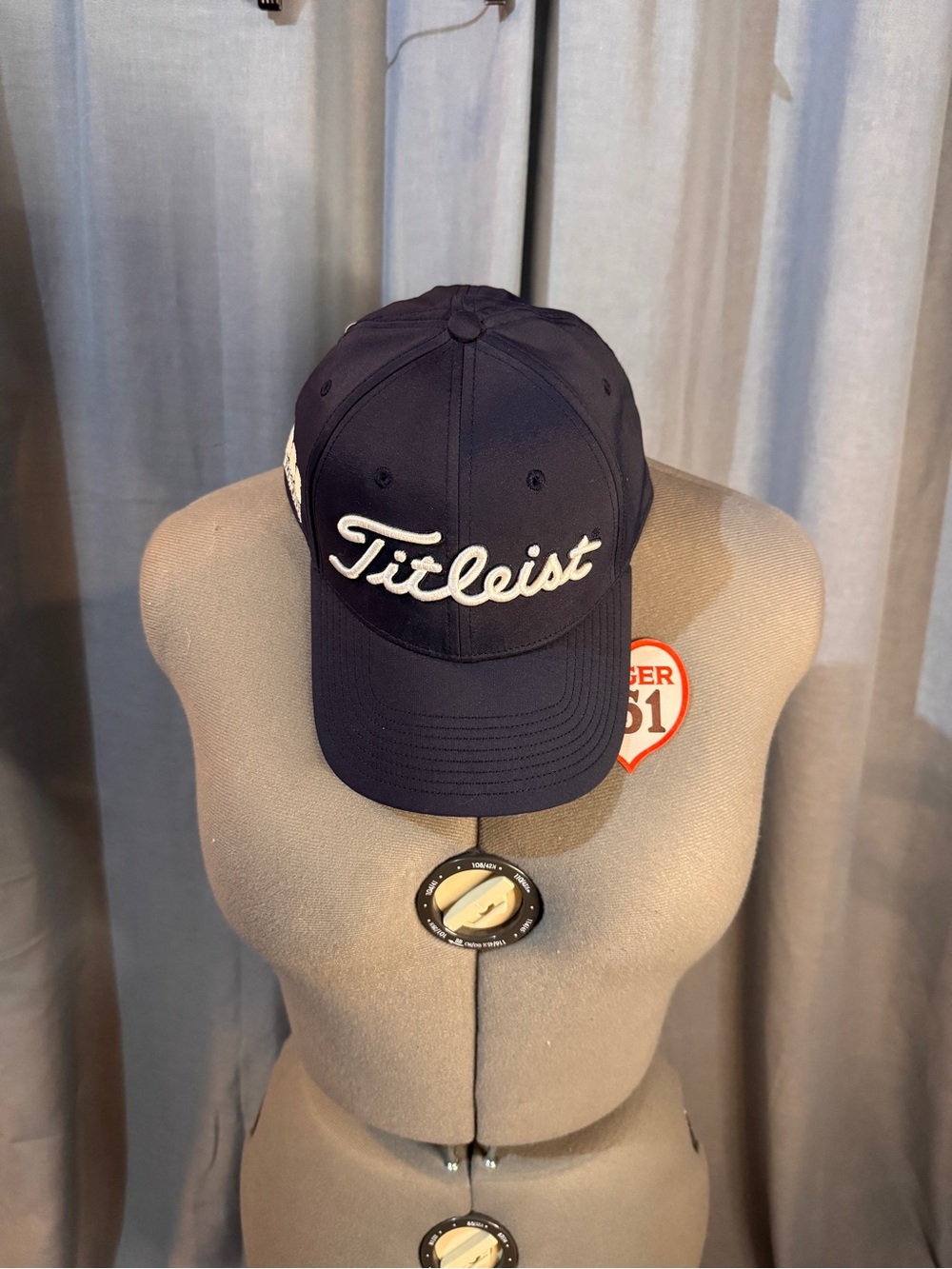 New Titleist Navy Performance Golf Cap with White Willow Creek Logo